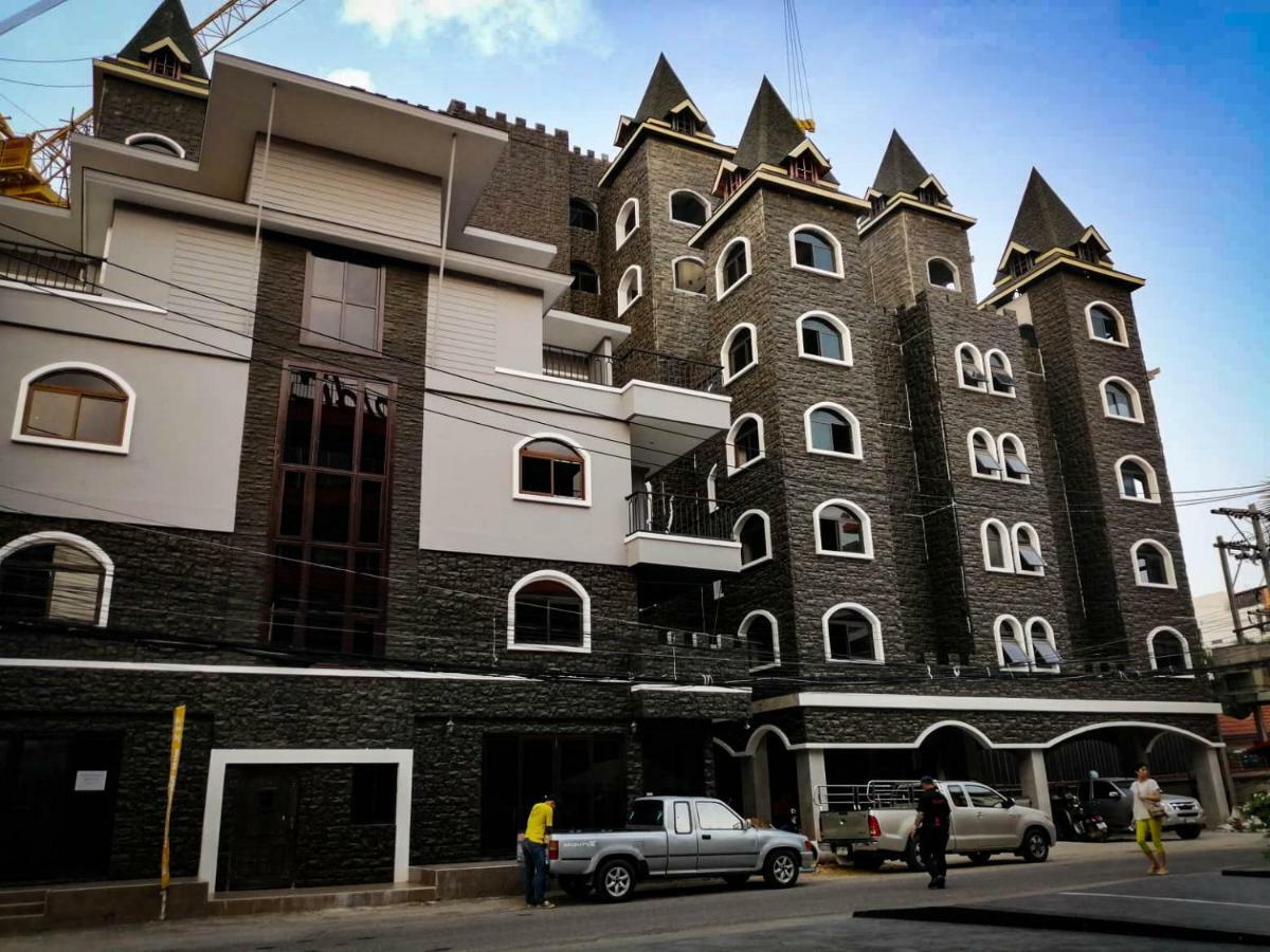 Castle Suites Pattaya Εξωτερικό φωτογραφία